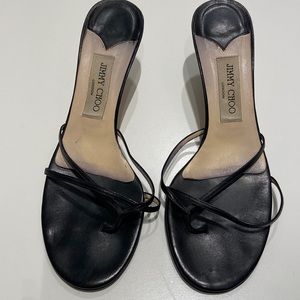 Jimmy Choo black leather strappy thong sandal with kitten heel size 39.5